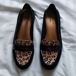 Anne Klein cheetah print ballet flats